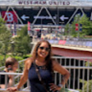 Meet your Posher, Leslie